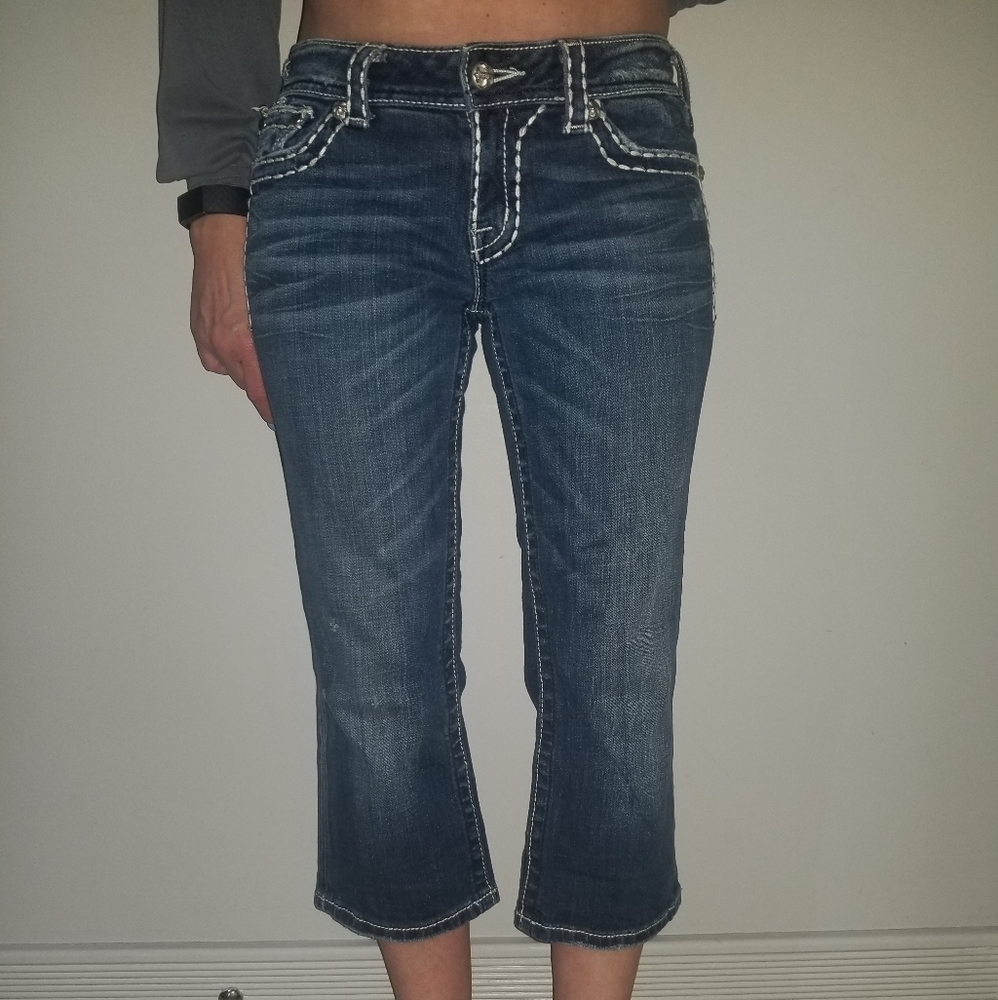 Miss Me Cropped Capri
